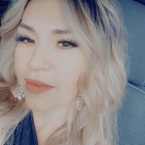 Meet your Posher, Edith